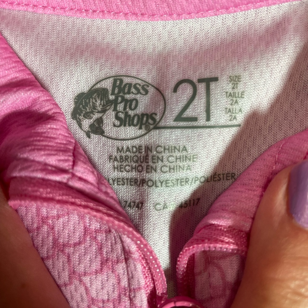 Bass Pro Shops Pink Rashguard with Swirling Design - Picture 2 of 3